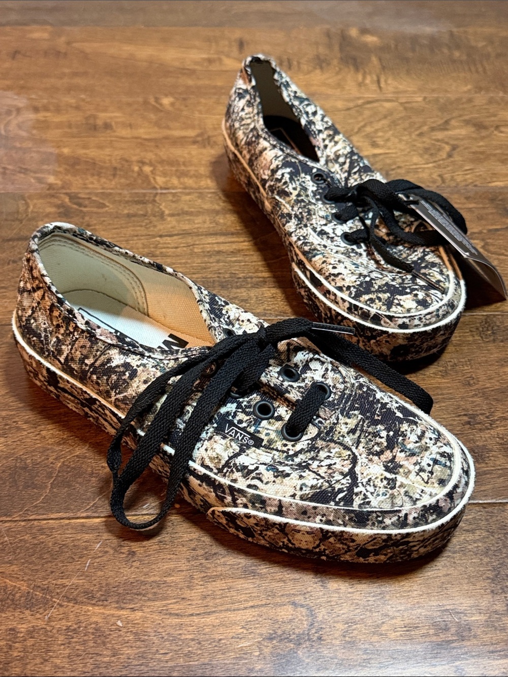 MoMA x Vans Authentic 'Jackson Pollock's Low Top Sneaker, size 5